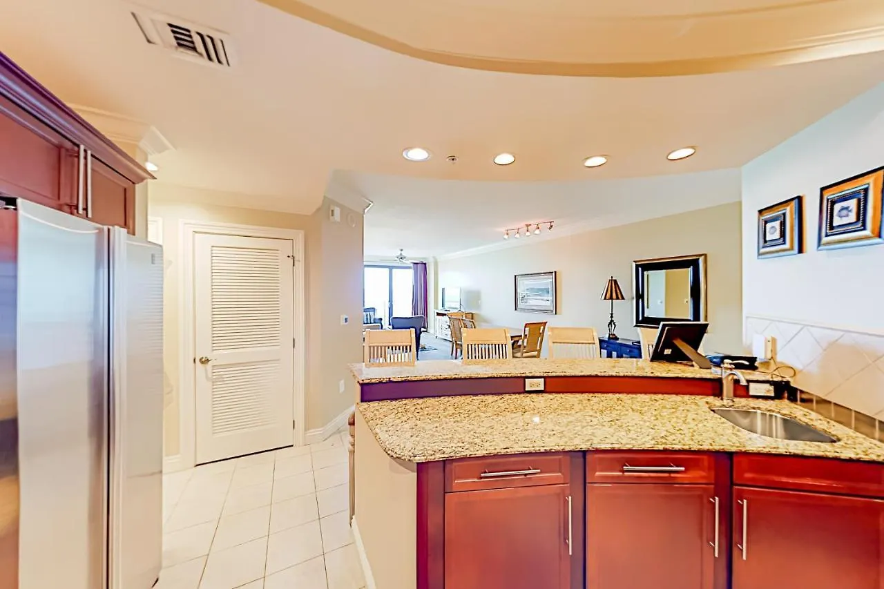 Emerald Grande Destin 0*,