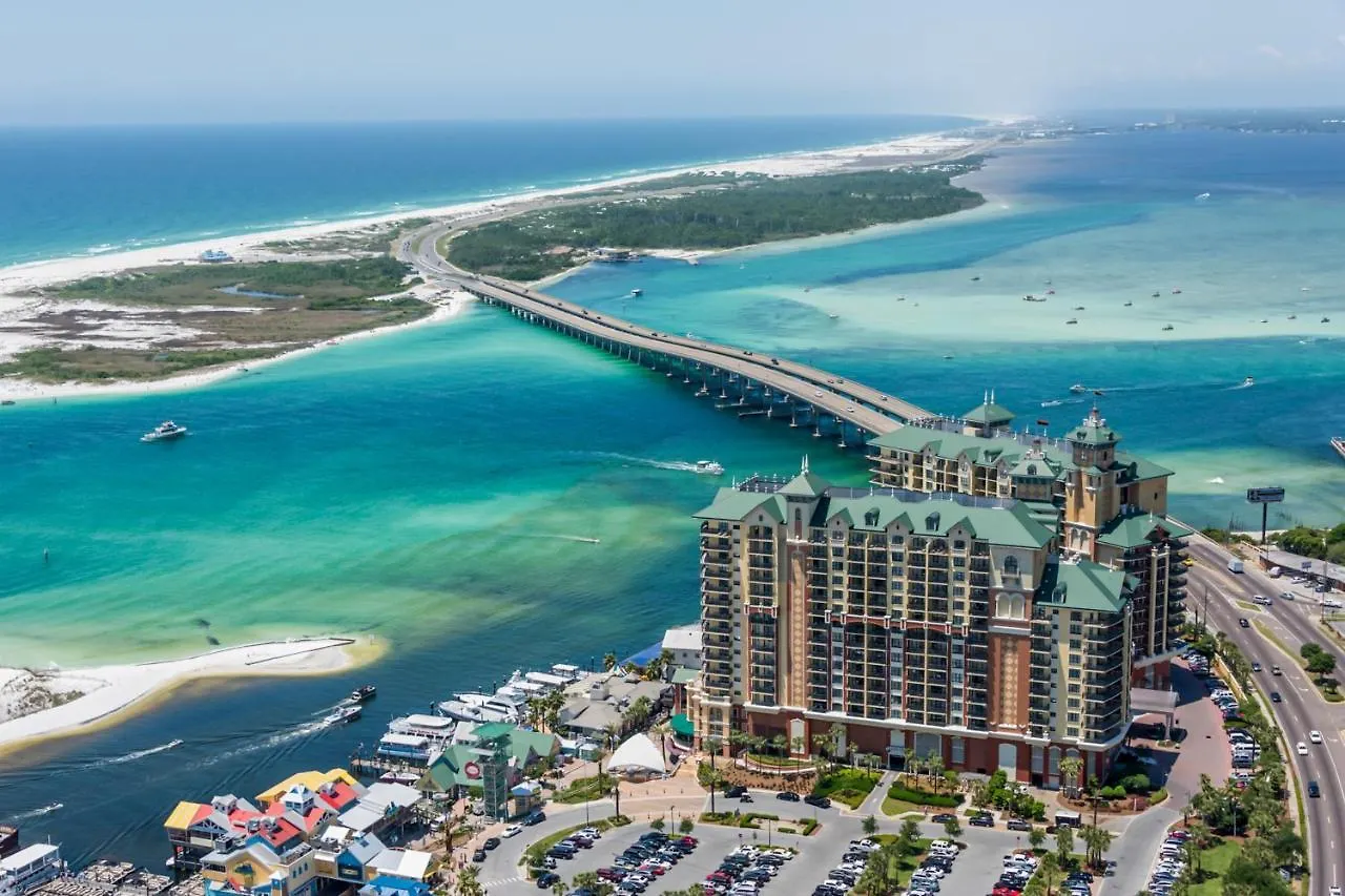 Emerald Grande Destin