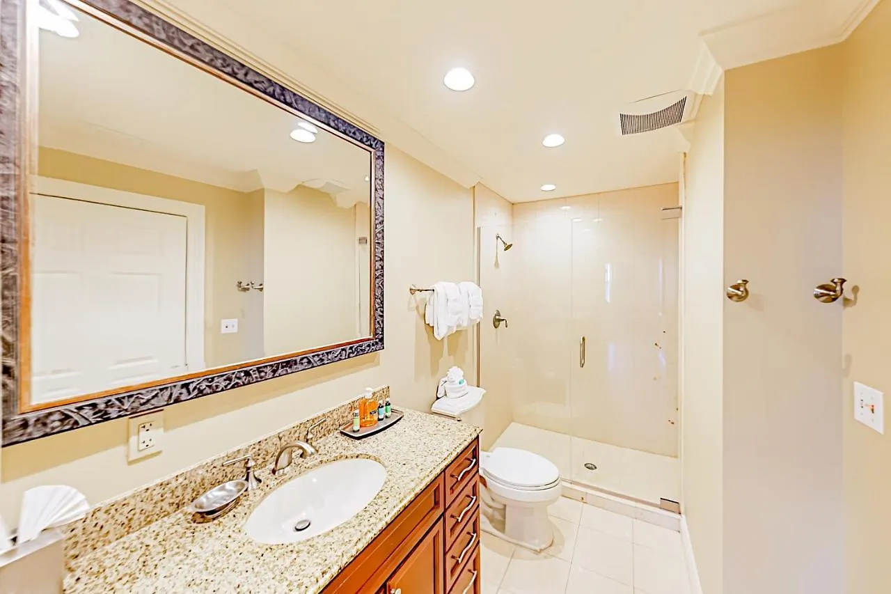 Emerald Grande Destin